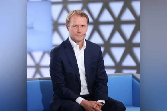 فرنسا تطالب إسرائيل باحترام سي...