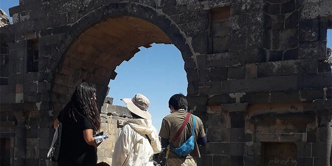 بصرى الشام تستقبل أول وفد سياح...