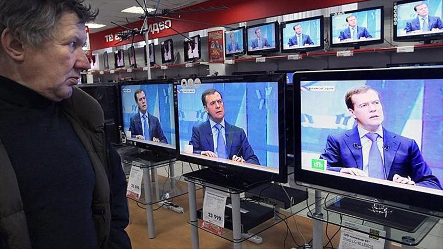 بريطانيا تبدأ معاقبة موسكو بتج...