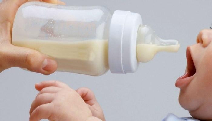 فقدان حليب الأطفال بمناطق سيطر...