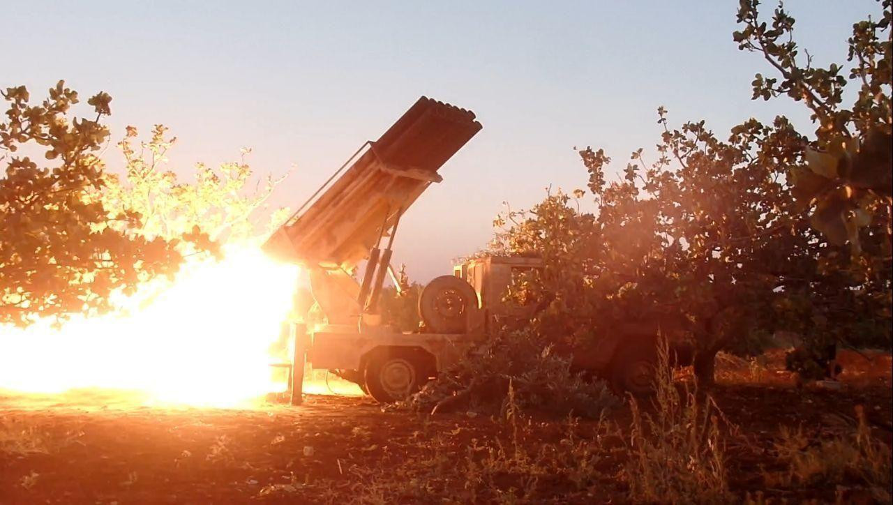 خسائر للنظام بقصف صاروخي لفصائ...