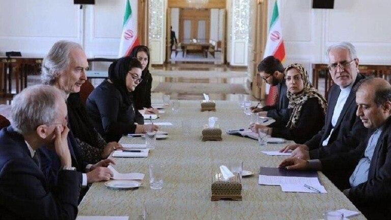 إيران تعرض الوساطة بين نظام ال...