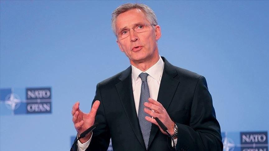 "الناتو" يدعو روسيا والنظام لو...