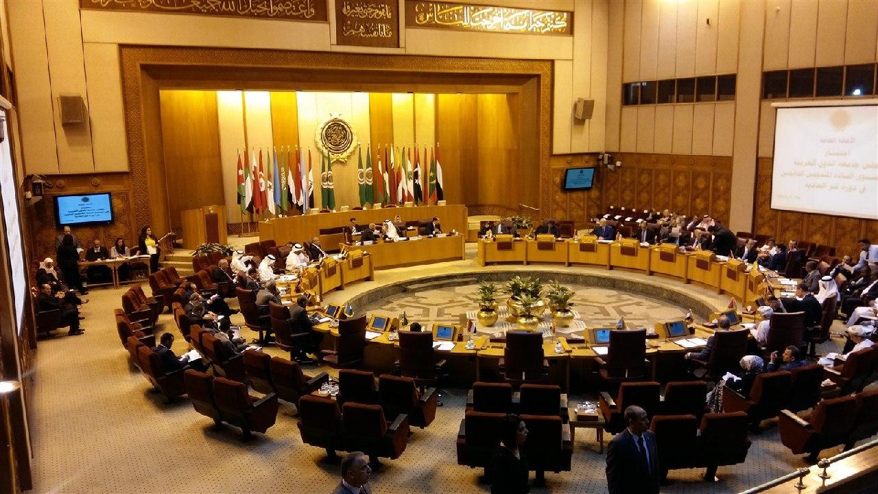 "عمرو موسى": سوريا دولة عربية...