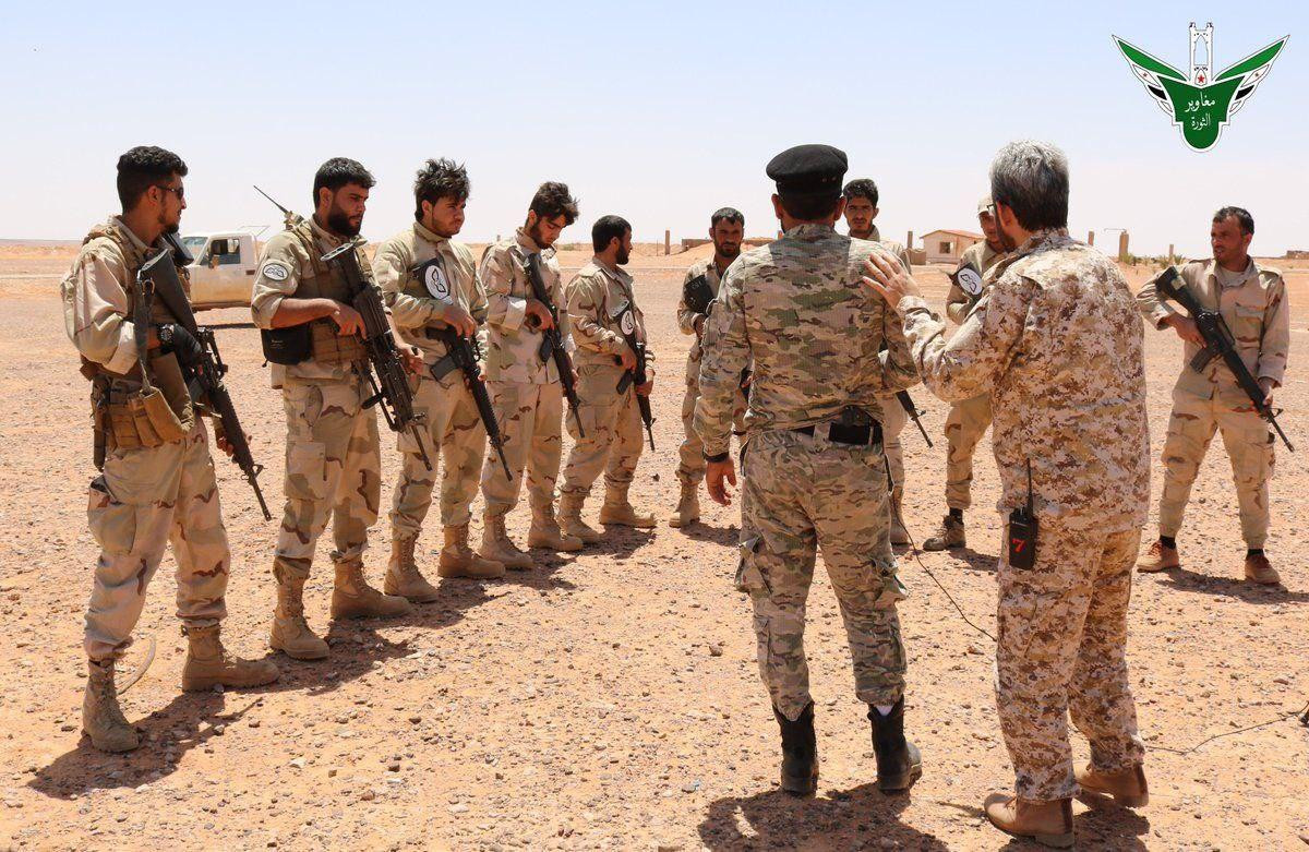 تدريبات ليلية بين قوات التحالف...