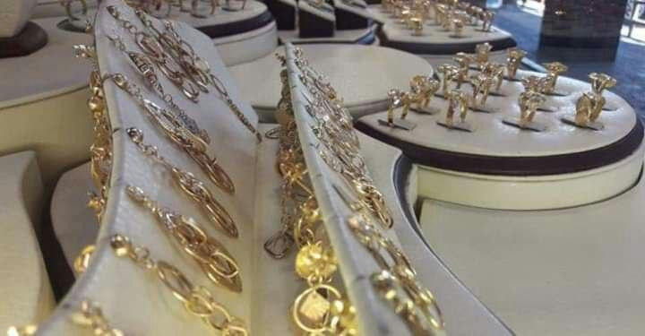 الذهب يقترب من عتبة 50 ألف لير...