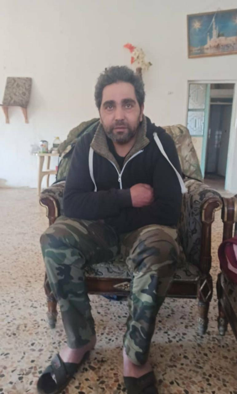 فصائل المعارضة تأسر عنصرا للنظ...