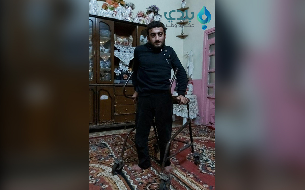 بالرغم من الإعاقة.. شاب "مشلول...