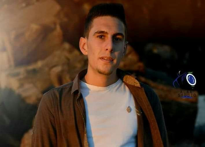 قنبلة يدوية تودي بحياة شاب في...