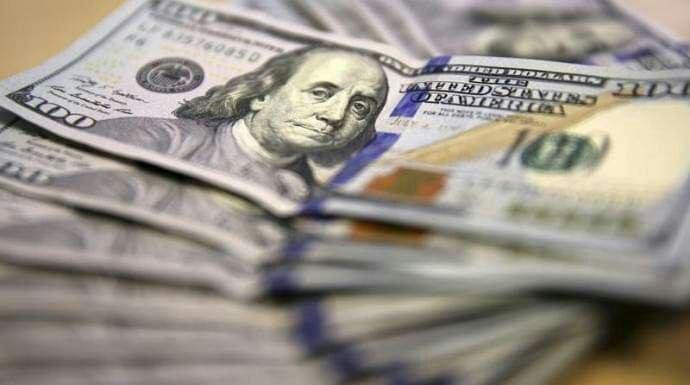 الليرة السورية تتراجع لليوم ال...