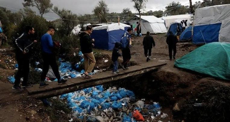 للحد من كورونا.. اليونان تنقل...