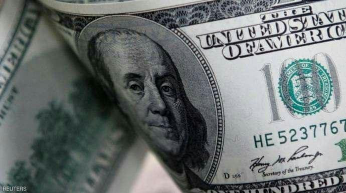 استقرار سعر صرف الليرة السورية أمام الدوﻻر