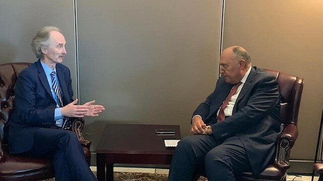 بيدرسن يبحث مع وزير خارجية مصر...