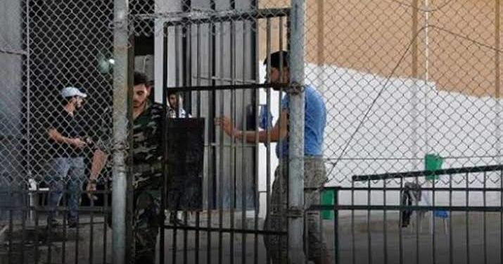 ريف دمشق.. خروج معتقلين من سجو...