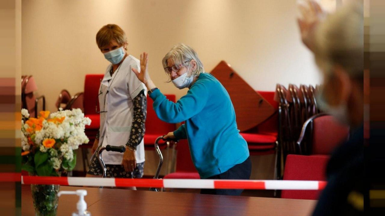 صحيفة ألمانية تحتفي بعائلة سور...