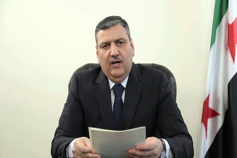 "رياض حجاب" يكشف عن خلاف آخر ب...