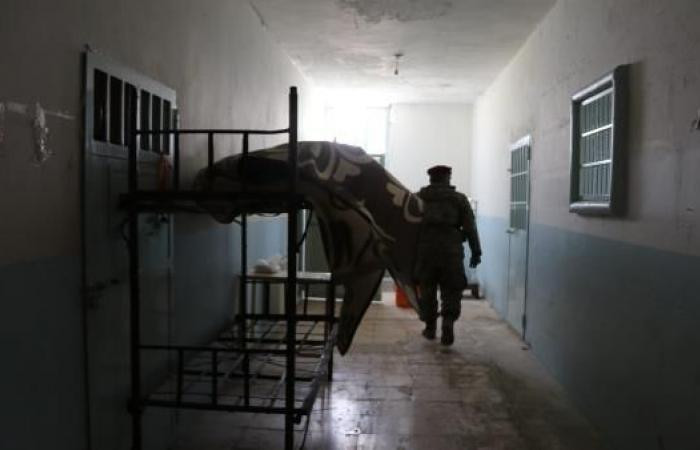 الرقة… "داعش" يهاجم سجنا لعناص...