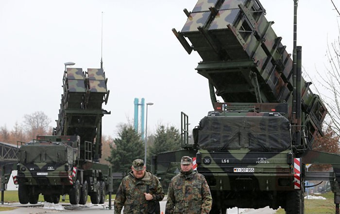 التحالف الدولي ينفي نقل أنظمة...