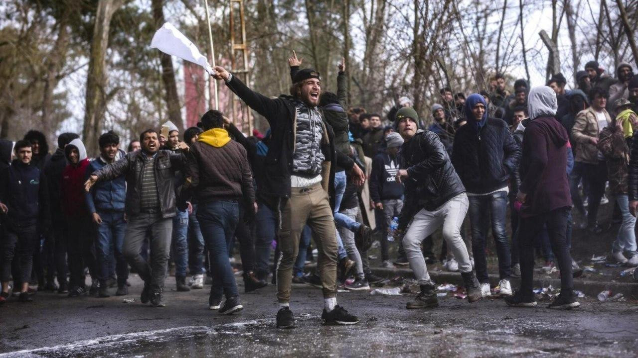 مواجهات بين الشرطة اليونانية و...