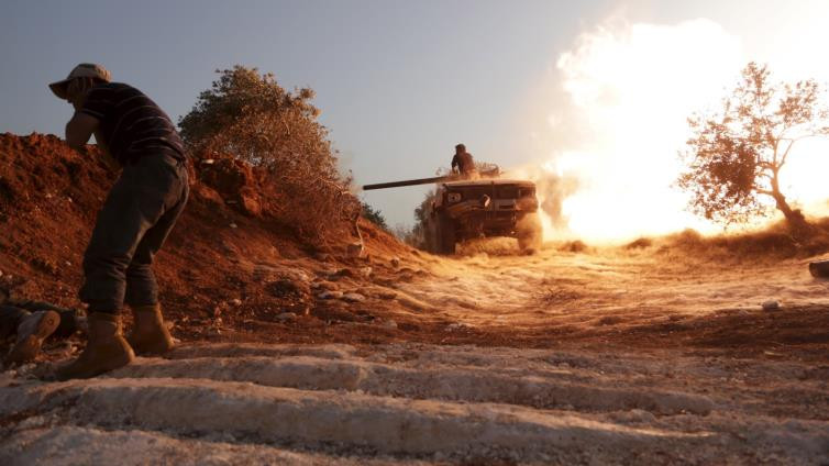 اقتراب معركة جنوب طريق الـ "m4...