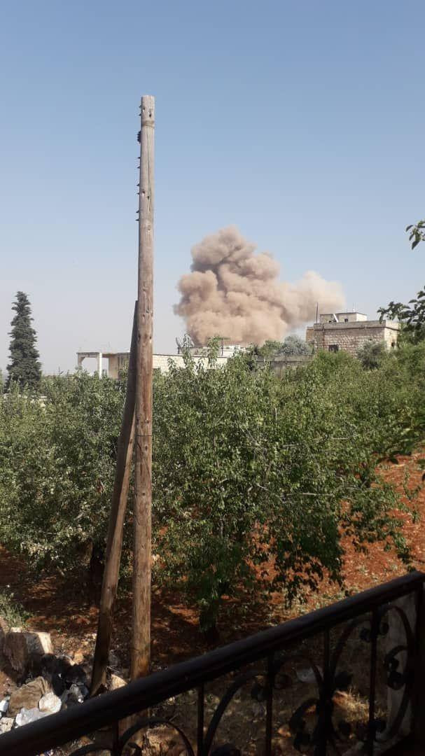 شهيد مدني بقصف جوي روسي على إد...