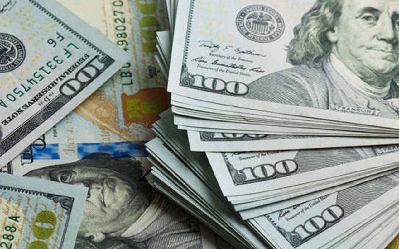 تحسن طفيف بسعر الليرة أمام الد...