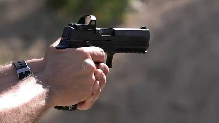 اغتيال قائد في فصيل "صقور الشا...