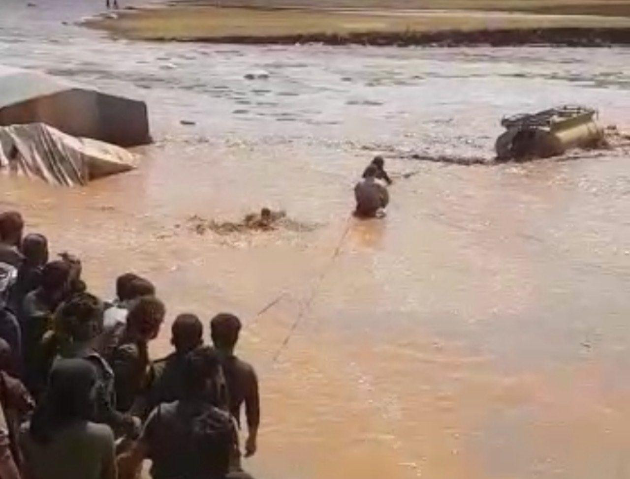 وفاة ثلاثة أطفال غرقا جراء الس...