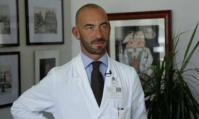 طبيب إيطالي: كورونا أصبح ضعيفا...