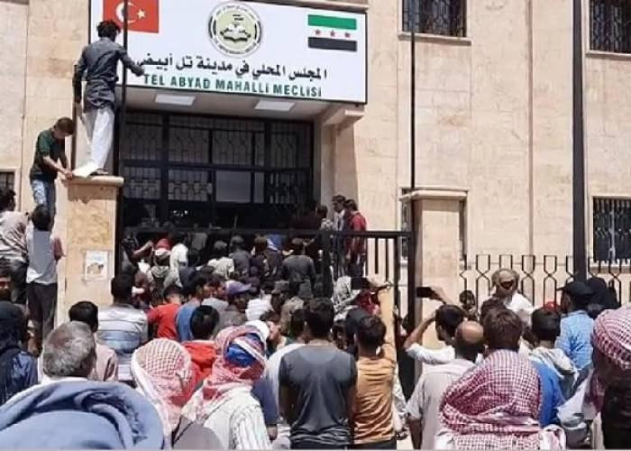 الرقة.. "محلي تل أبيض" يتراجع...