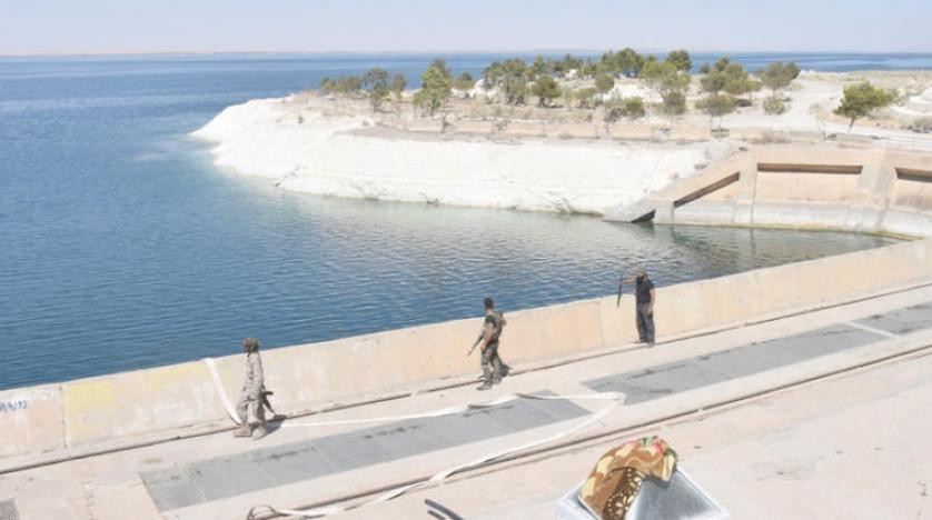 انخفاض منسوب مياه الفرات يهدد...