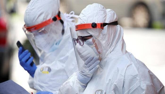 لكشف أصل كورونا.. بعثة الصحة ا...