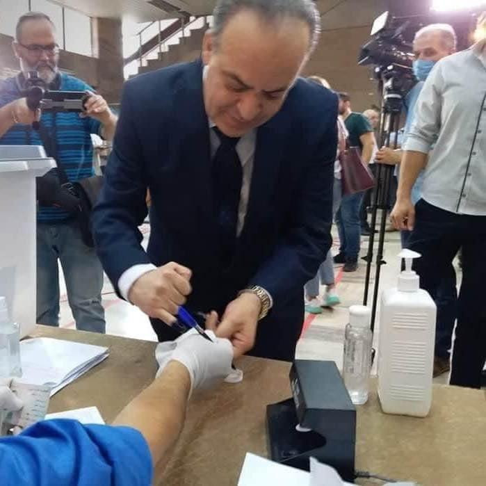 في ظهور مفاجئ.. "خميس" في انتخ...