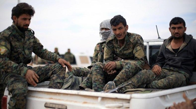 قتلوا ذبـــحا.. العثور على ثلا...