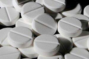 نقيب صيادلة سورية تهاجم معمل ت...