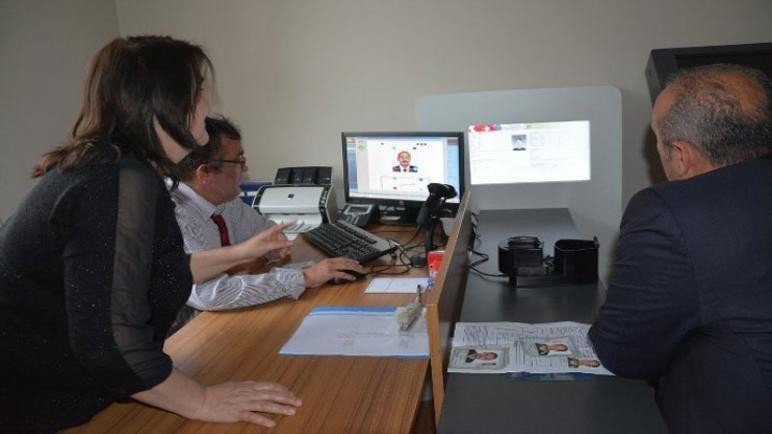 إزالة طلبات تجنيس آلاف السوريي...