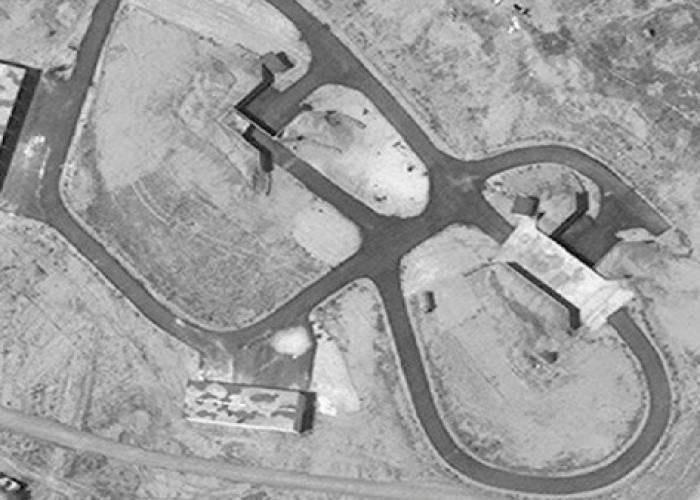 إيران تبني قاعدة ومعسكر فني مت...