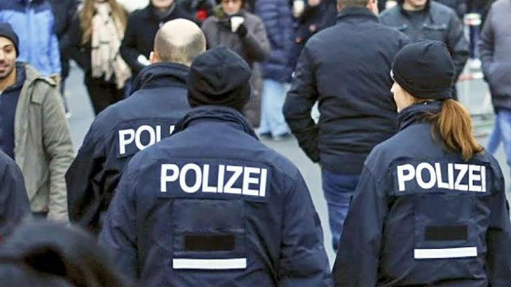 سوري يذبح زوجته في ألمانيا 