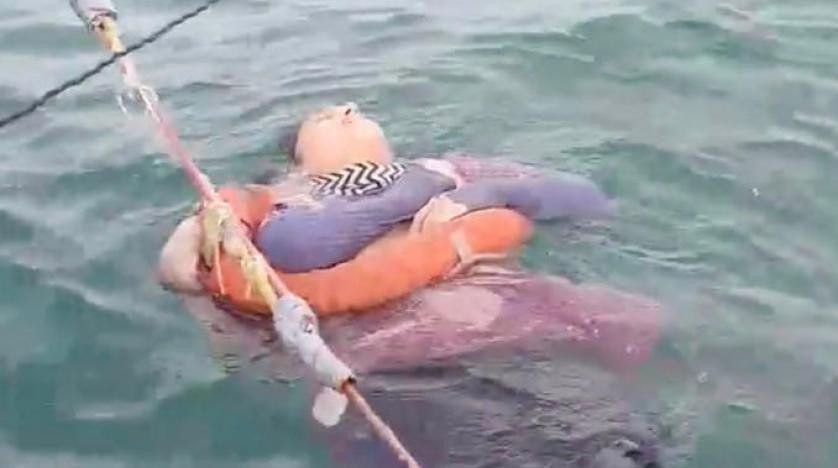 سيدة تبقى على قيد الحياة في ال...