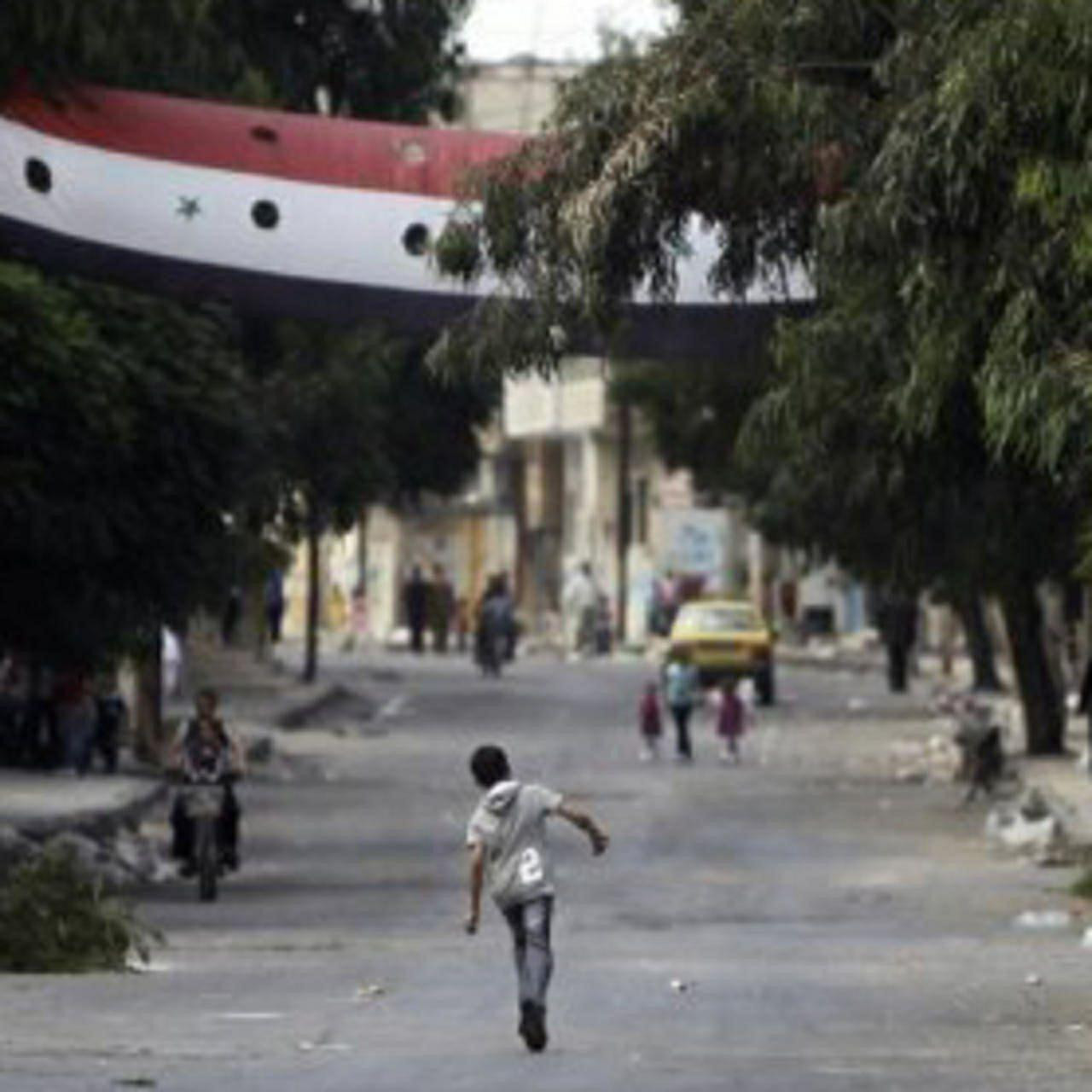 بالرصاص والقنابل.. معركة بين ع...