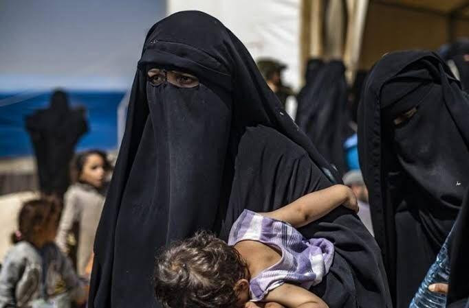 صحيفة: قلق غربي من خروج عوائل...