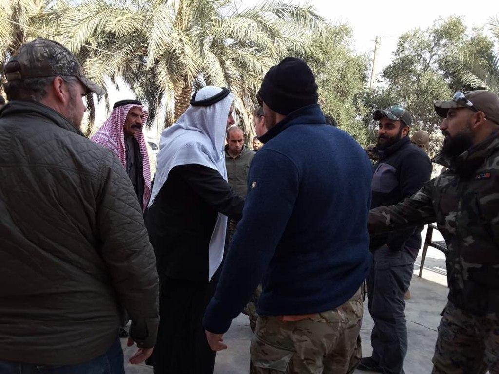 التحالف الدولي يجتمع مع شيوخ ع...