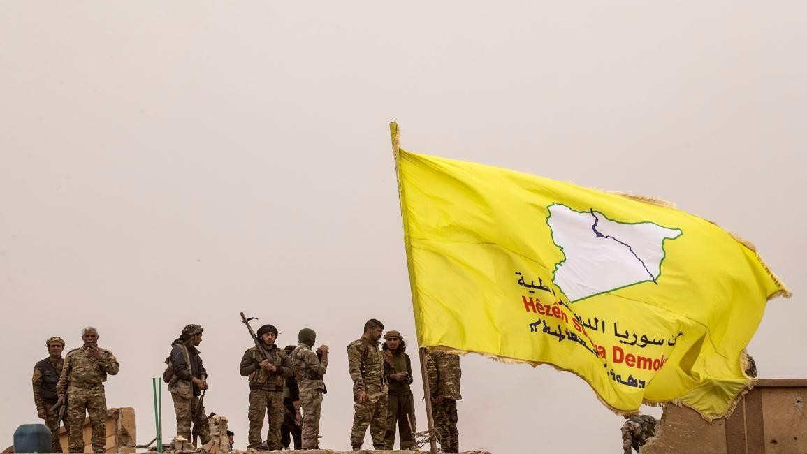 "قسد" تشن حملة اعتقالات في دير...