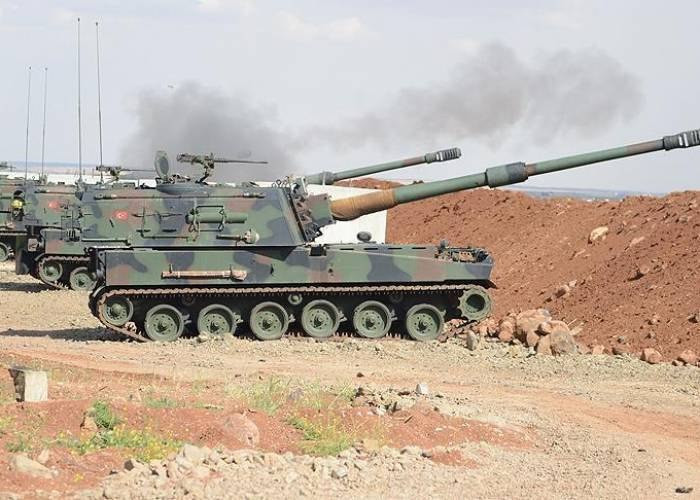 القوات التركية تقصف مواقع لـ "...