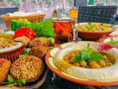 بعد اللحوم.. موائد الفقراء في...