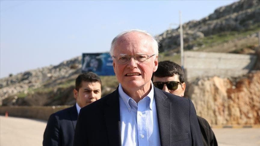 "جيفري" يستبعد تأثر الوجود الأ...