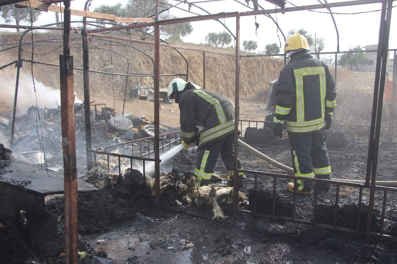 وفاة طفلة جراء احتراق خيمة عائ...