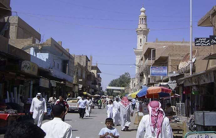 استخبارات النظام تفرض الأتاوات...