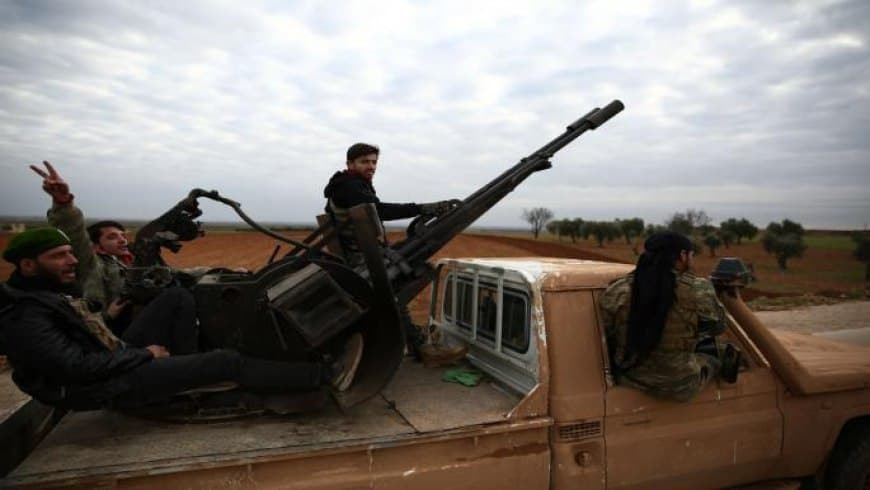 اشتباكات بين "الجيش الوطني" و"...