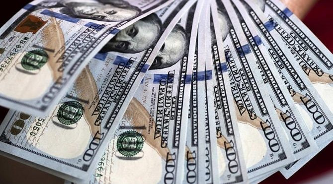 تراجع بسعر صرف الليرة مقابل ال...